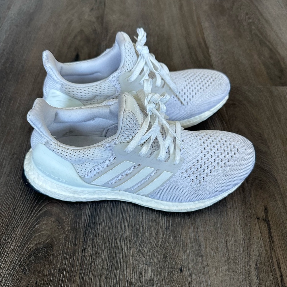 ADIDAS Ultraboost Shoes in White US 6.5 - Picture 3 of 10